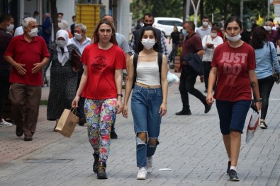 Bolu'da, Maske Takmayan 458 Kişiye 412 Bin Lira Para Cezası