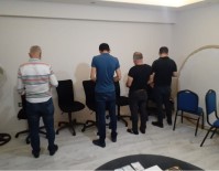 Kumar Oynatılan 2 Evde Bulunan 27 Kişiye 79 Bin TL Ceza Kesildi