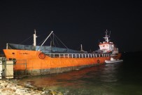 İzmir'de Bir Gemide 276 Sığınmacı Yakalandı Haberi