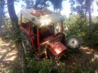 Bilecik'te Traktör Kazası, 2 Yaralı