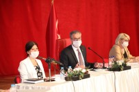 CHP'li Başkan'dan CHP'li Meclis Üyesine Tepki Haberi