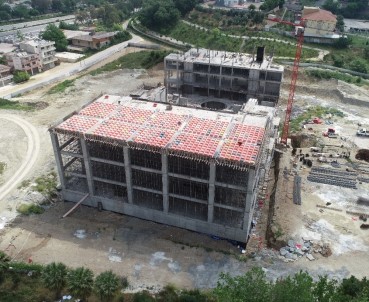 Serik Kültür Merkezi İnşaatı Devam Ediyor