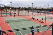Büyükşehir'den 15 Temmuz'un Anısına Tenis Turnuvası