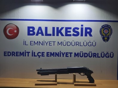 Huzur Operasyonlarında Çok Sayıda Silah Ele Geçirildi