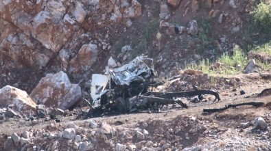 Sakarya'da 3 Askerin Şehit Düştüğü Patlama Alanı Görüntülendi