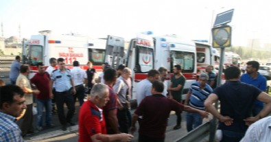 Sürücü değiştirmek için araçtan inenlere tır çarptı: 1 ölü, 1 yaralı