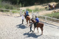 Kimsesiz Çocuklar Kurban Bayramı'nda Gönüllerince Eğlendiler