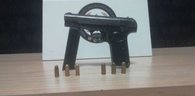 Üzerinden Silah Çıkan Dolandırıcı Tutuklandı