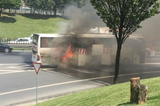 İstanbul'da yolcu otobüsünde yangın!