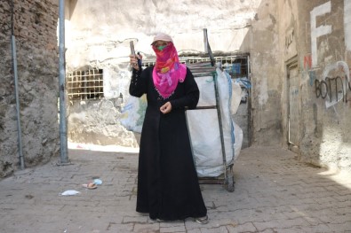 HDP'li Eski Belediye Başkanının Vatandaşı Dolandırdığı İddiası