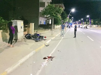İpsala'da Motosiklet Ve Otomobil Çarpıştı Açıklaması 1 Ölü, 1 Yaralı