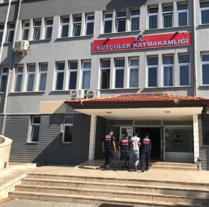 JASAT, Aranan Şüpheliyi Saklandığı Ormanda Buldu