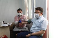 Kaymakam Hüseyin Çam, İlik Nakli Bekleyen Emir İçin Kan Bağışında Bulundu