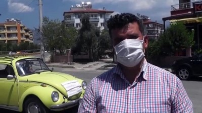 Kovid-19 Tedbirlerine Dikkati Çekmek İçin Arabasına Maske Taktı