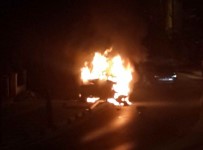 Alkollü Gençler Kaza Yaptı Lüks Otomobil Alev Alev Yandı