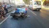 Motosiklet Otomobile Çarptı Açıklaması 2 Yaralı