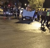 Manisa'da Seyir Halindeki Otomobil Alev Alev Yandı