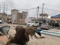Mogadişu'daki Bombalı Saldırıda Ölü Sayısı 15'E Yükseldi