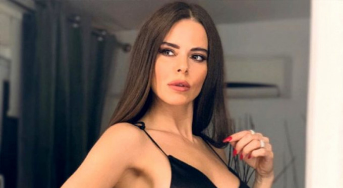 Simge Sağın'ın 350 bin TL'lik lüks karavanı!