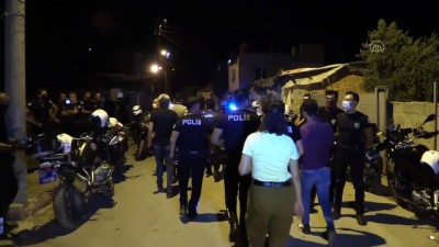 Antalya'da Narkotik Operasyonunda Bir Polis Taşla Yaralandı