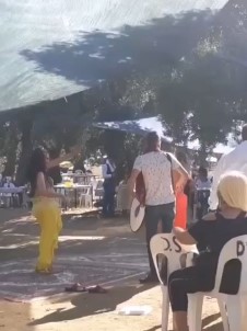 Ne Maske Ne Mesafe; Dansözlü Düğünde Oynayan Vatandaşlar Hayrete Düşürdü