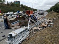 TEM'i Kilitleyen Kamyonet Kazası Açıklaması 1 Yaralı