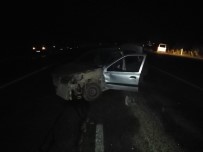 İki Otomobilin Çarpıştı Açıklaması 3 Kişi Yaralandı