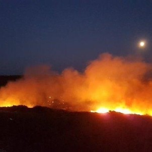 Bozcaada'da Çıkan Yangın Kontrol Altına Alındı