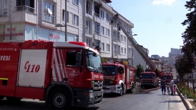 Esenyurt'ta Apartman Dairesinde Çıkan Yangın Söndürüldü