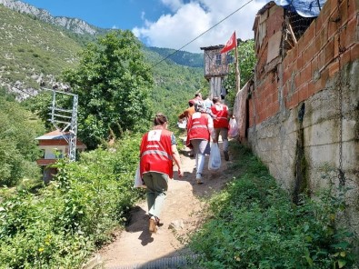 Kastamonu'da İhtiyaç Sahibi 65 Yaş Üstü Vatandaşlara Yardım