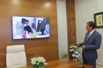 Bu Yöntemle Öğrenciler Hem Evde Hem De Sınıfta Olacak