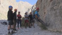Dağcılar, Demirkazık'ta Yaz Eğitimi Alıyor