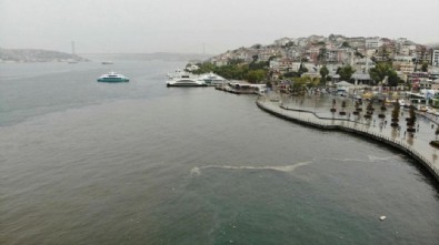 İstanbul Boğazı'na yağmur sonrası çamur aktı! Suyun rengi değişti