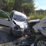 İzmir'de Trafik Kazası Açıklaması 7 Yaralı