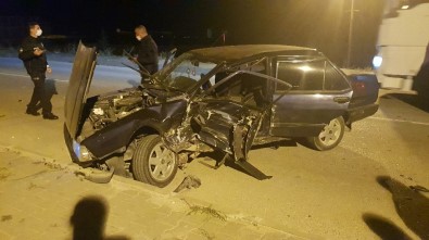 Karabük'te İki Otomobil Çarpıştı Açıklaması 2 Yaralı