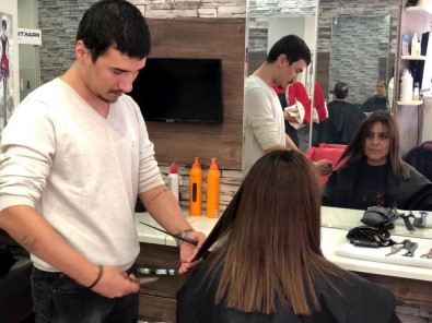 'Savaş Çıksa Bir Şey Olmaz' Deniyordu, Kadın Kuaförleri De Zor Durumda