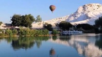 Balonlar 'Beyaz Cennetin' Üzerinde 162 Gün Sonra Yeniden Uçmaya Başladı