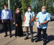 Karantinadaki Vatandaşlara Maske Ve Dezenfektan Desteği