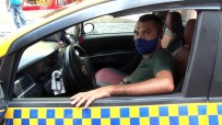 (ÖZEL) Bayrampaşa'da Taksi Şoförü, Yolcunun Hayatını Kurtardı