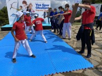 Sultangazi'de Yaz Spor Okulları Sona Erdi