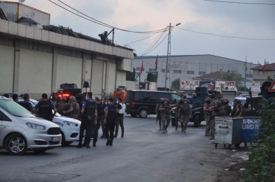 Ümraniye'de Hareketli Dakikalar... Uzun Namlulu Silahlarla Hırsızlık İhbarı Polisi Harekete Geçirdi