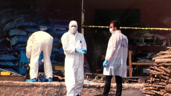 İnternetten tanıştığı kadını odun deposuna çağırıp...