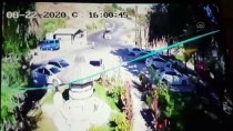 Elazığ'da Tırın Park Halindeki 5 Otomobile Çarpma Anı Güvenlik Kamerasında Haberi