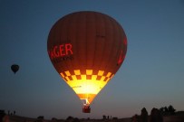 Kapadokya'da Balonların Gökyüzünde Şenliği Başladı