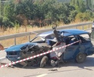 Otomobil İle Motosiklet Çarpıştı Açıklaması 2 Ölü, 2 Yaralı