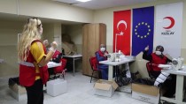 Türk Kızılay Toplum Merkezleri'nin Maske Üretimi 1 Milyonu Geçti Haberi