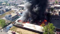 GÜNCELLEME - Sakarya'da Marketin Deposunda Çıkan Yangın Kontrol Altına Alındı