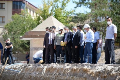 Şehitlik Meydanı İçin İlk Kazma Vuruldu