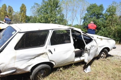 Sinop'ta Otomobil Takla Attı Açıklaması 4 Yaralı