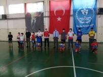 Ayrancı Belediyesi'nden Badminton Sporcularına Malzeme Desteği Haberi